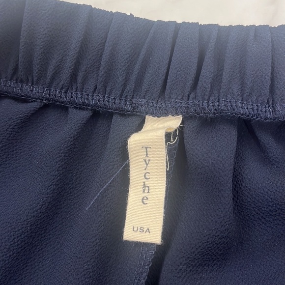 Navy Ruffle Shorts - Picture 4 of 5